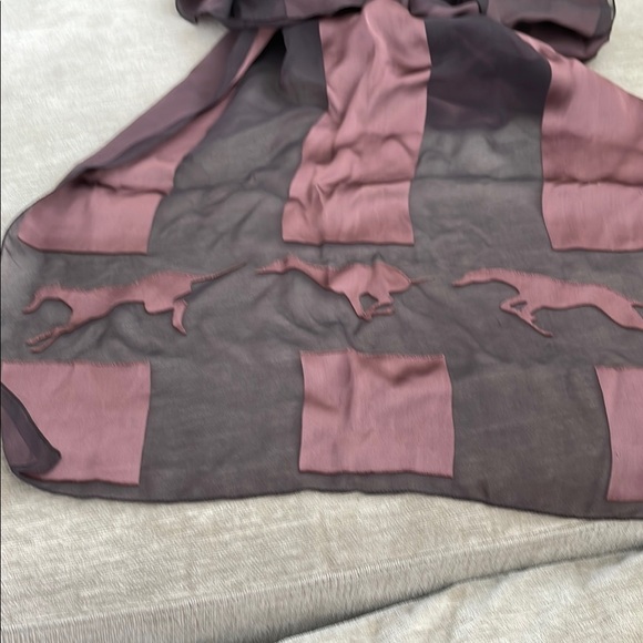 Trussardi Elegant Mauve and Black Scarf - Picture 3 of 4